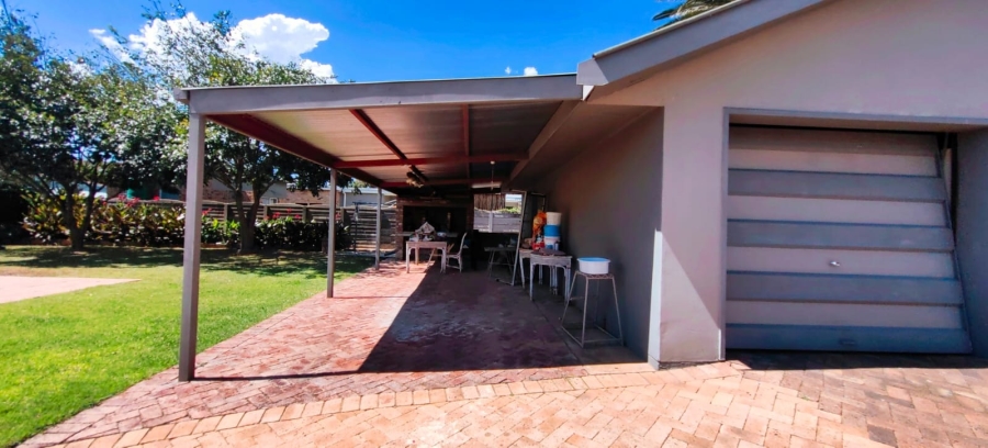 4 Bedroom Property for Sale in Baillie Park North West